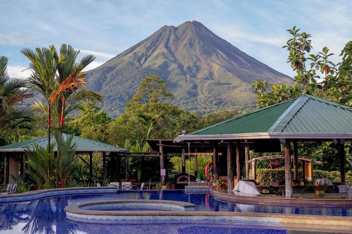 Hot springs experience in La Fortuna Costa Rica