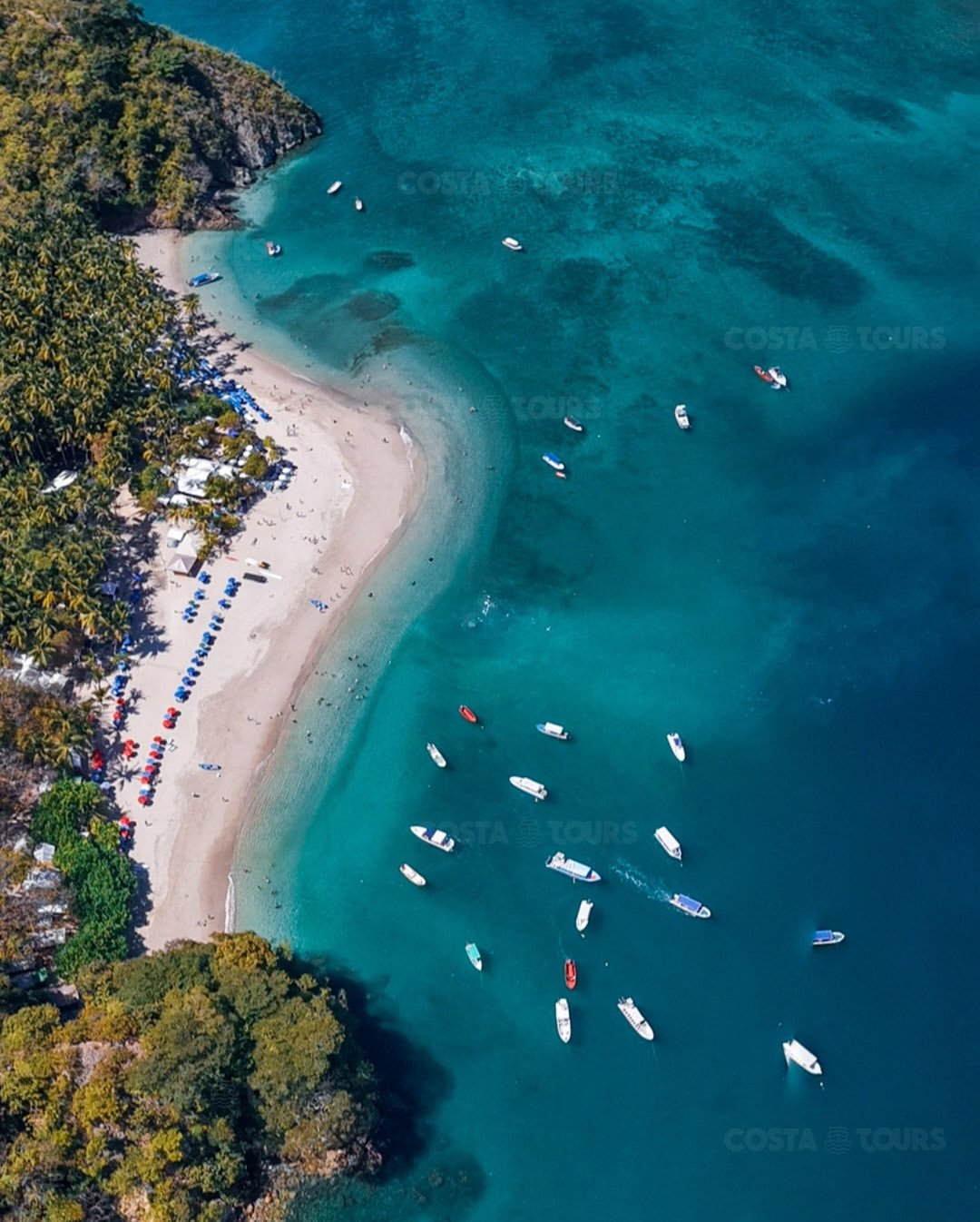 Turquoise waters surrounding Tortuga Island